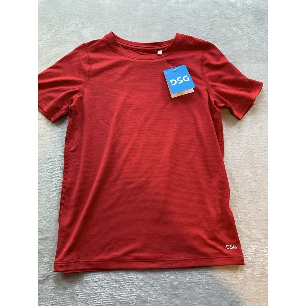 DSG Boys Movement Tee Team Red Short Sleeve Athletic Shirt Size S 8-9 NEW W/ Tag